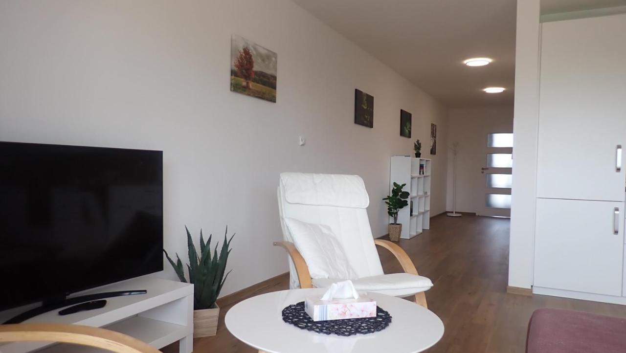 Apartments A + L Rumburk Bagian luar foto
